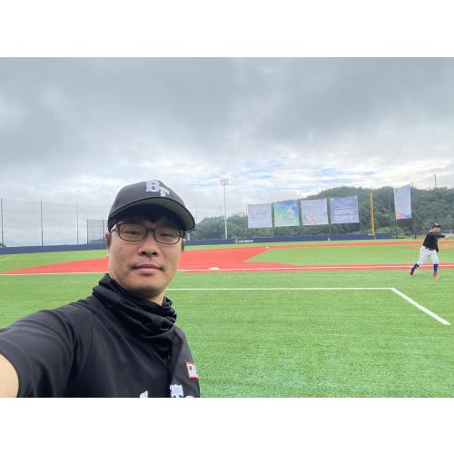 권오윤